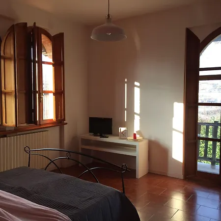 Senza Tempo & Breakfast فندق مبيت وإفطار جرازانو فيسكونتي