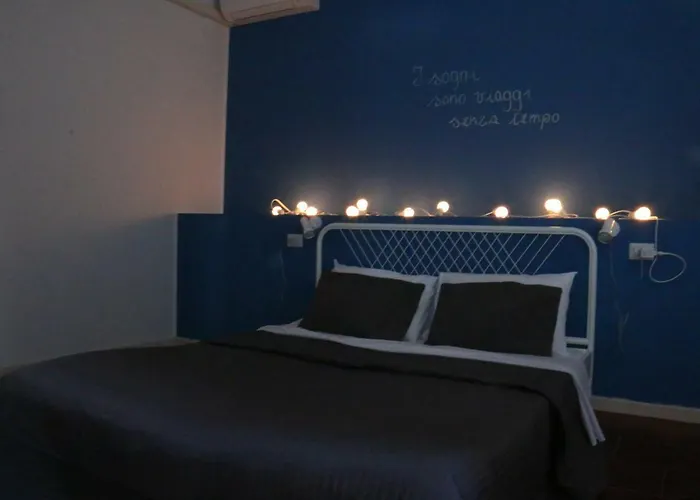 فندق مبيت وإفطار Senza Tempo & Breakfast جرازانو فيسكونتي