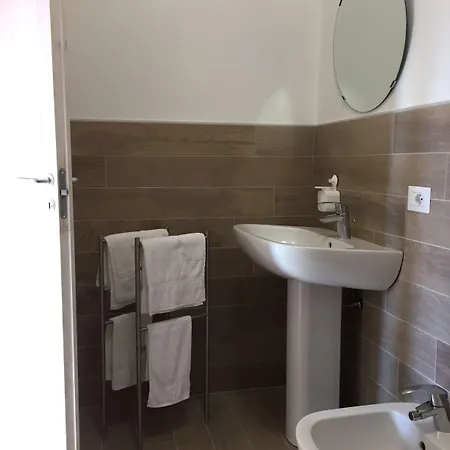 Bed & Breakfast Senza Tempo & Breakfast 3*